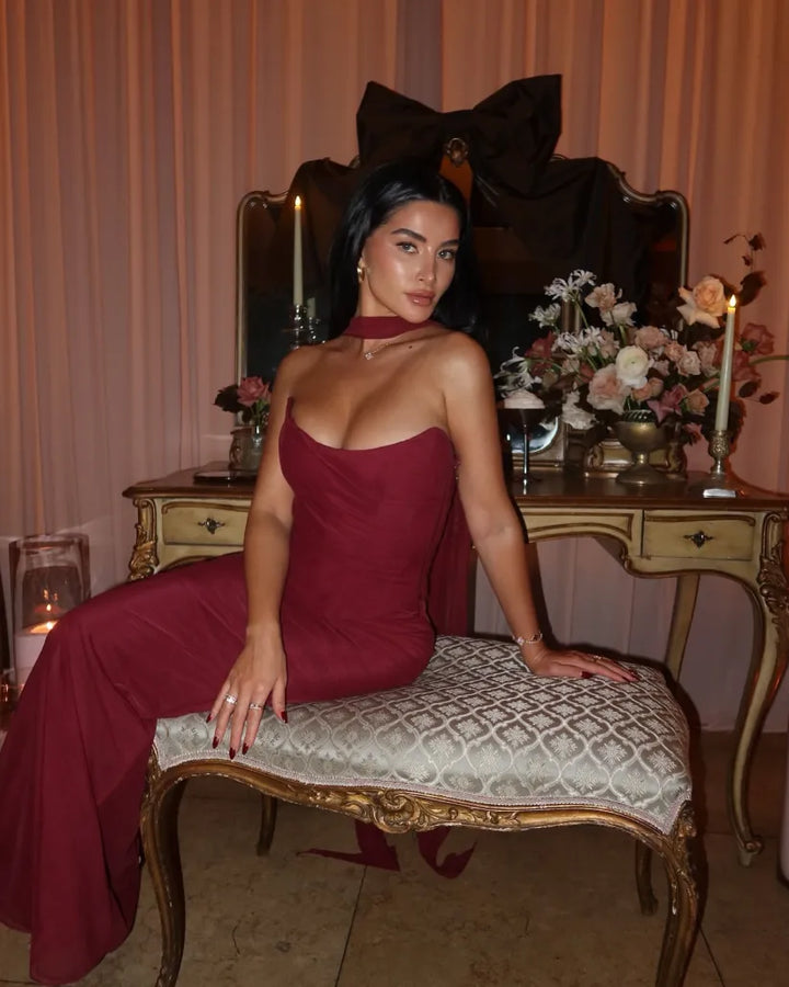Aniyah Askısız Bodycon Maxi Elbise Bordo Tek Omuz Görsel 5 - SvelteChic