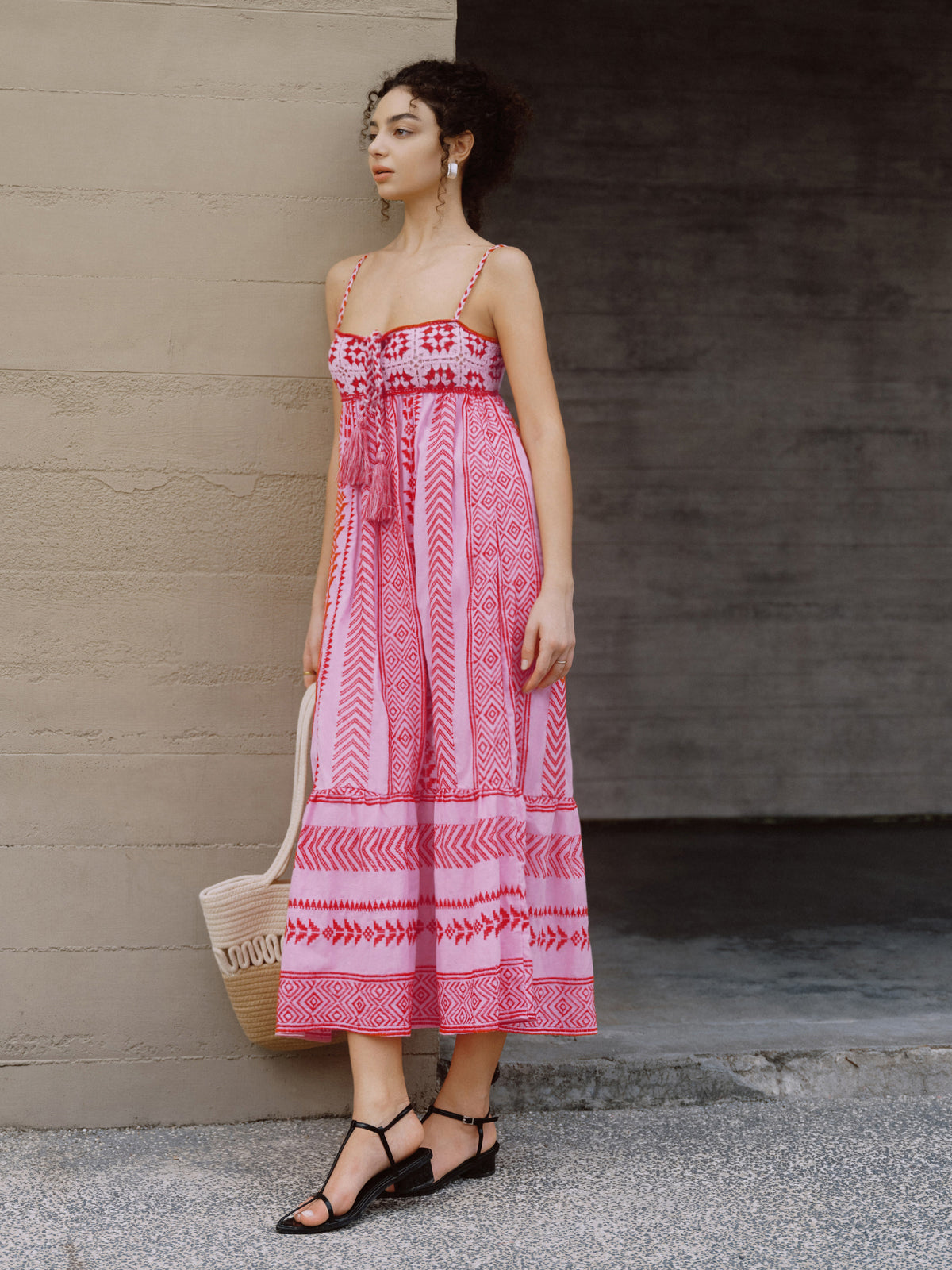 Boho Nakışlı Midi Askılı Elbise Kırmızı · 5