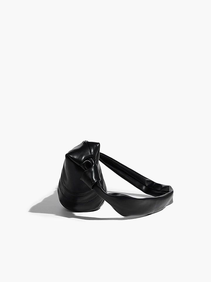 Dokulu Kruvasan Çapraz Çanta Siyah Minimalist Görsel 4 - SvelteChic