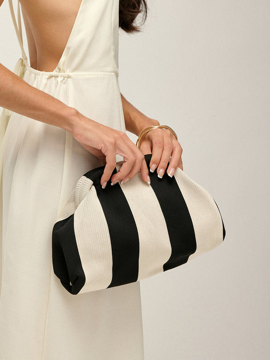 İki Tonlu Çizgili Clutch ��anta Siyah Beyaz - SvelteChic Kadın Giyim
