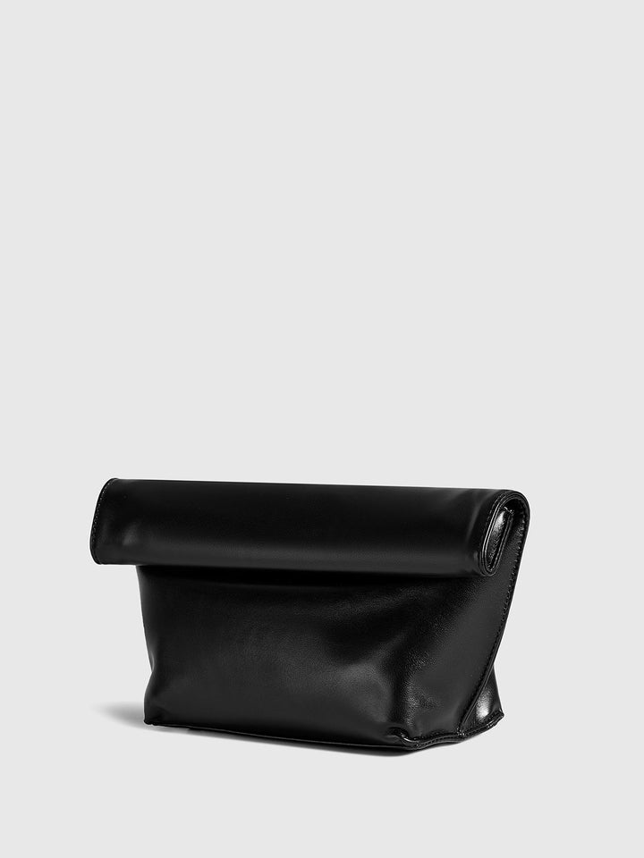 Minimalist Yuvarlak Kenar Zarf Clutch Çantası Siyah Detay Görünüm - SvelteChic