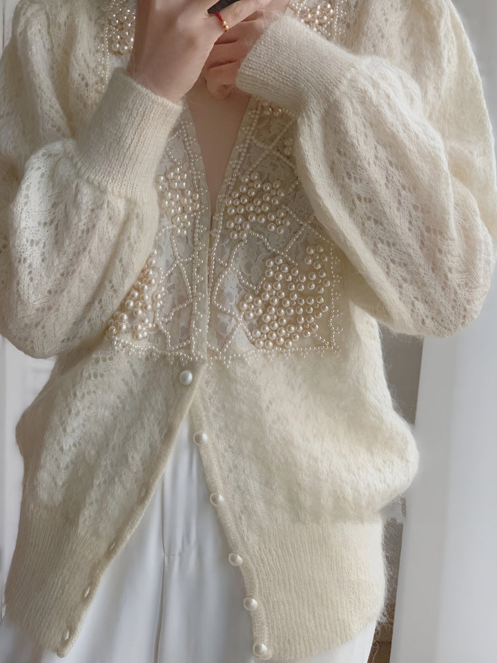 Romantik Boncuklu Düğmeli Hırka Ekru Regular Fit Detay Görünüm - SvelteChic