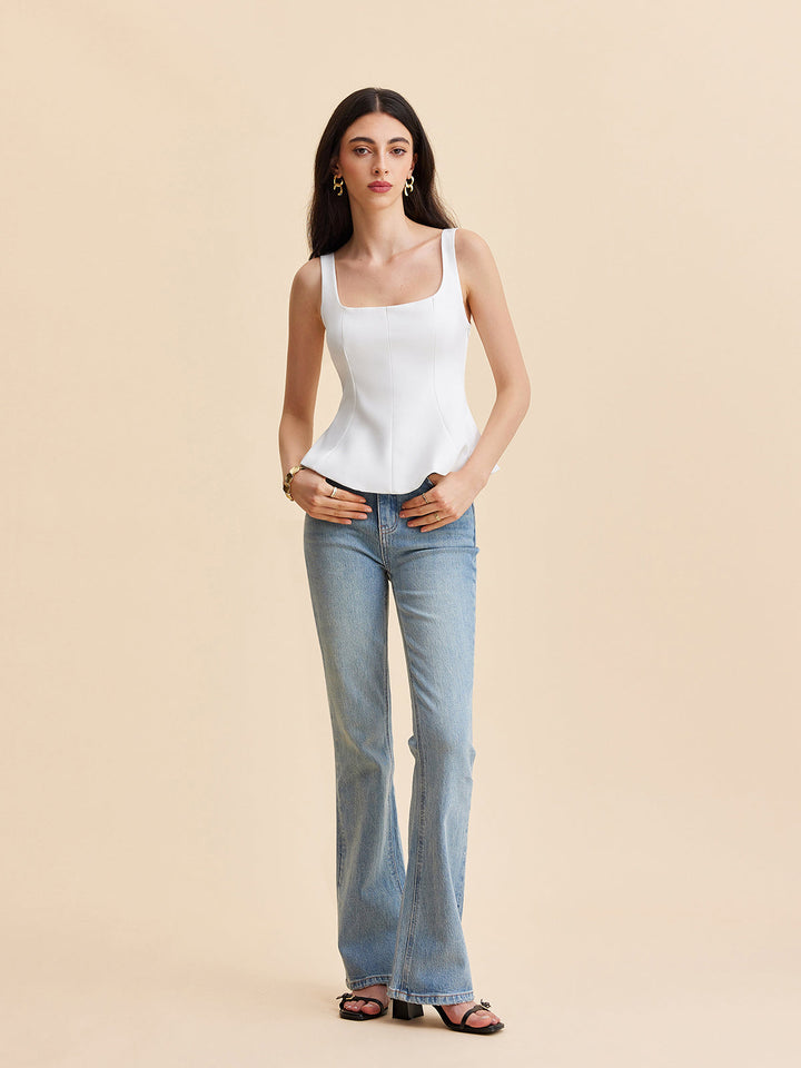 Kare Yaka Peplum Volanlı Bluz Beyaz Kolsuz Görsel 4 - SvelteChic