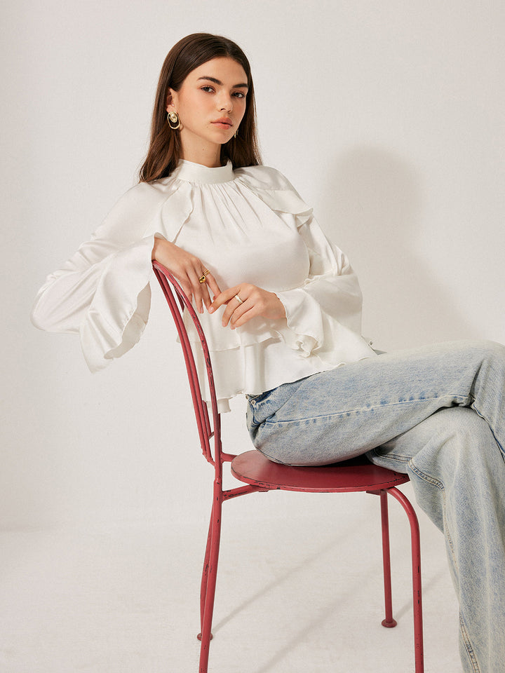 Volanlı Peplum Bluz Stand Yaka Düğme Detaylı Beyaz Kombin - SvelteChic