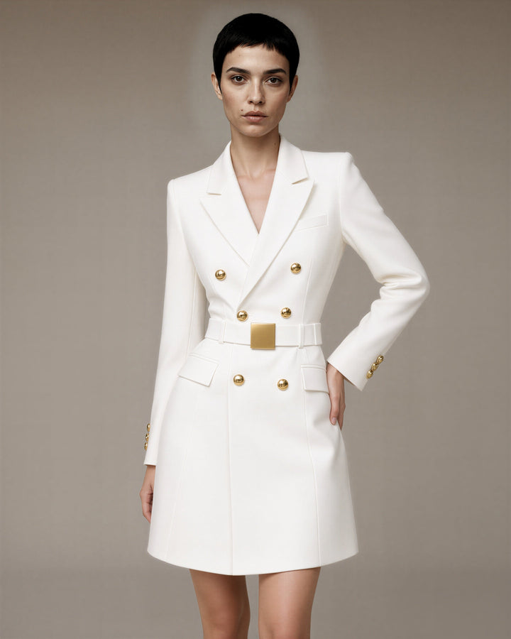 Costanza kemerli kruvaze mini blazer elbise, beyaz, önden, eller belde