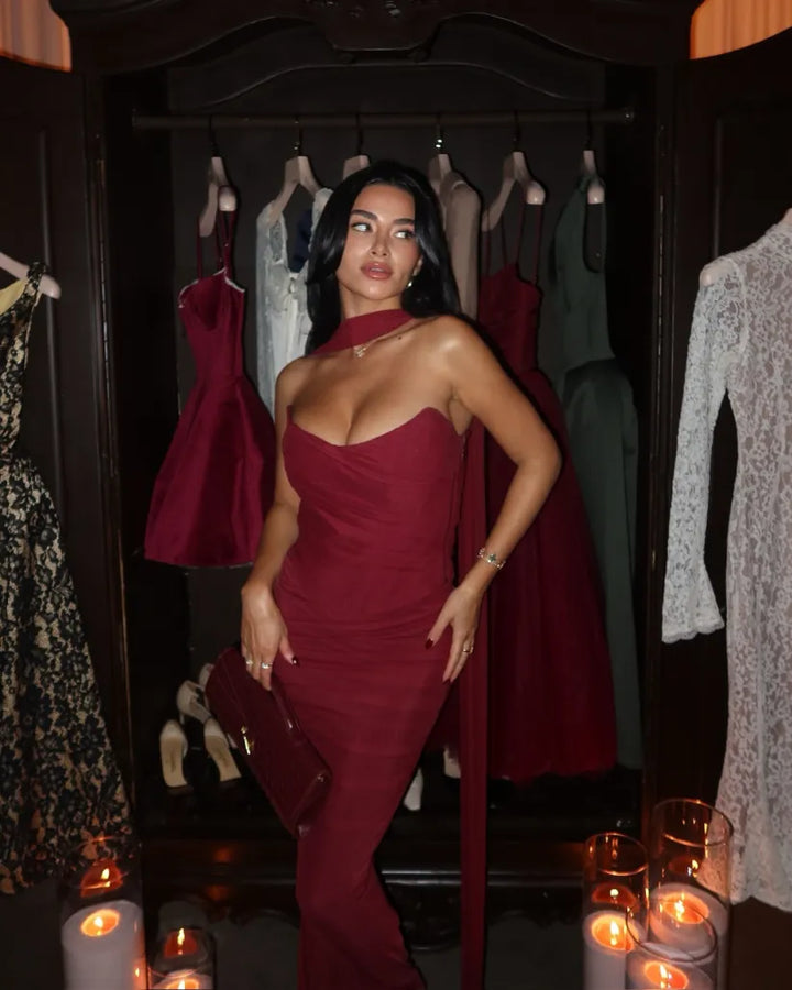 Aniyah Askısız Bodycon Maxi Elbise Bordo Tek Omuz Görsel 7 - SvelteChic